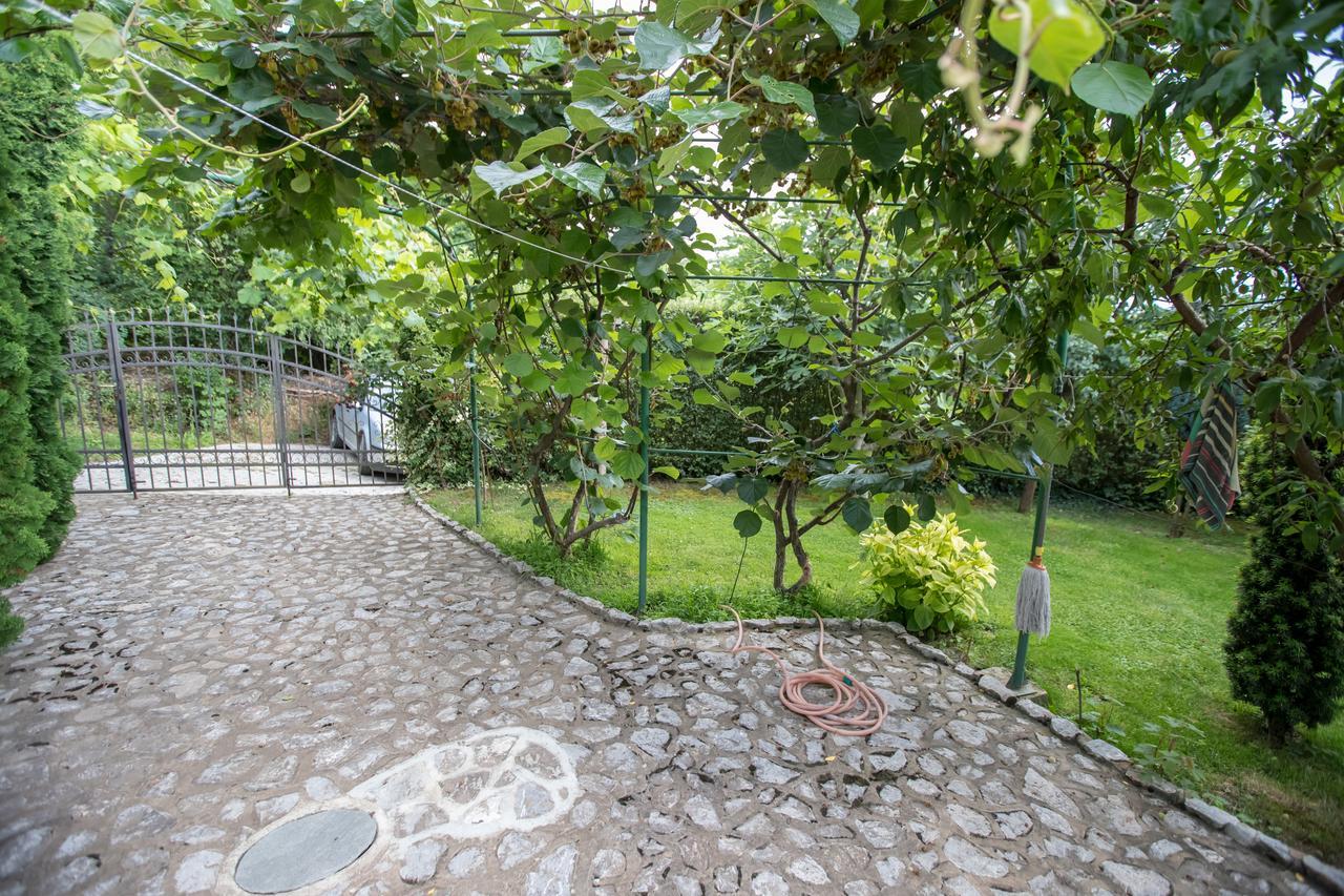 View Topia Apartments Ohrid Exterior photo